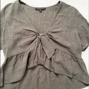 kendall & kylie tie in front top!